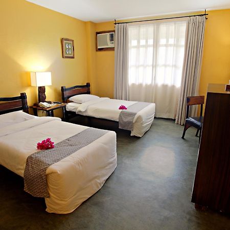 Nature'S Village Resort Bacolod Exterior photo