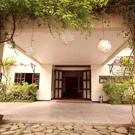 Nature'S Village Resort Bacolod Exterior photo